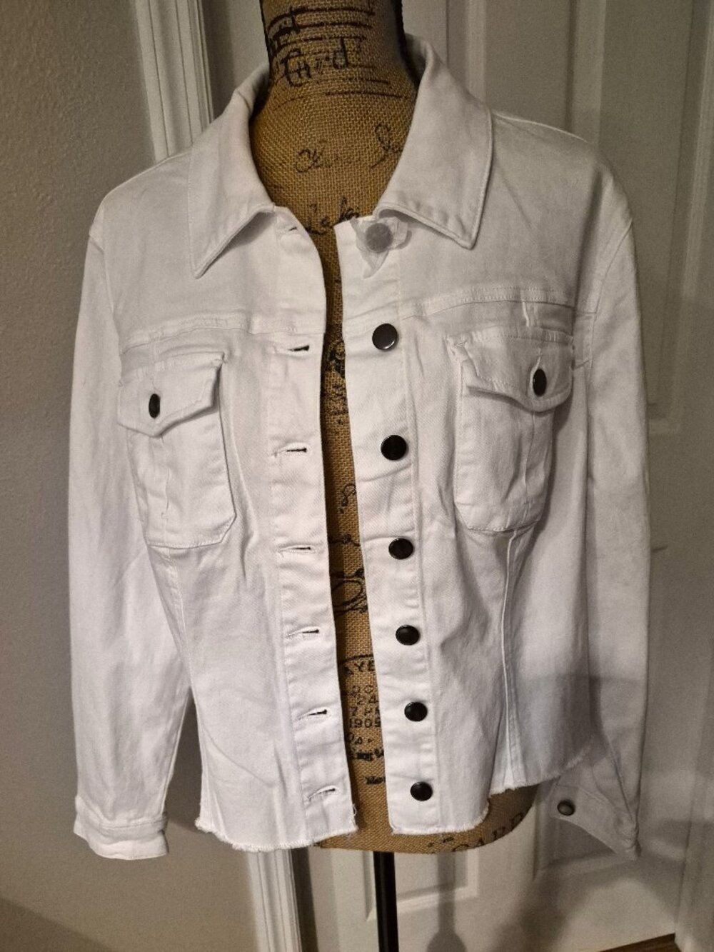 K Jordan Ladies White Denim Jacket with Frayed Hem